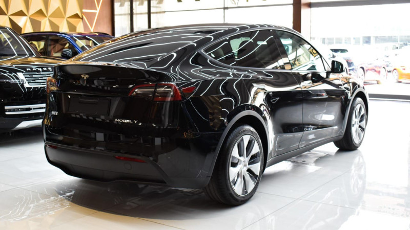 2022 Tesla Model Y in dubai