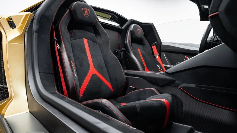 2021 Lamborghini Aventador in Dubai