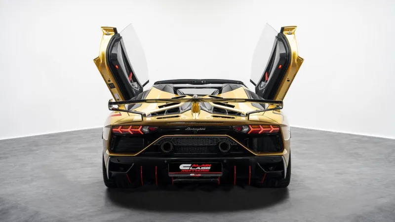 2021 Lamborghini Aventador in Dubai