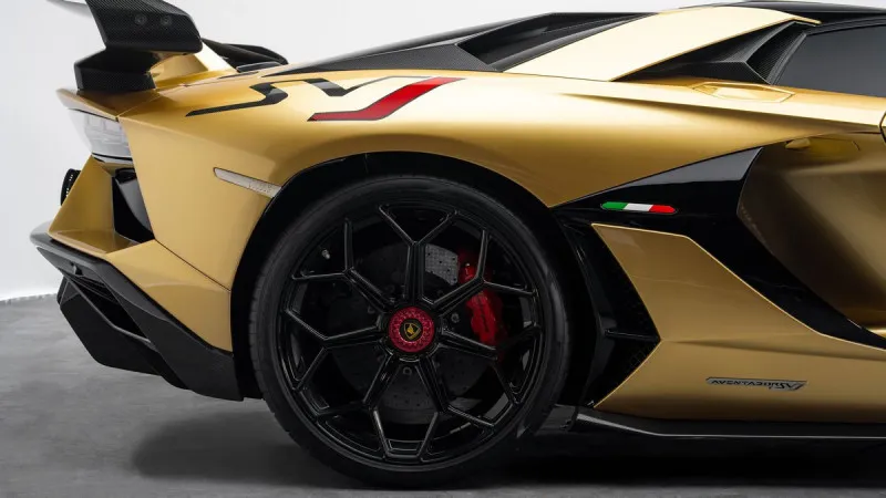 2021 Lamborghini Aventador in Dubai