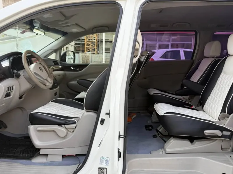 2014 Nissan Quest in Dubai