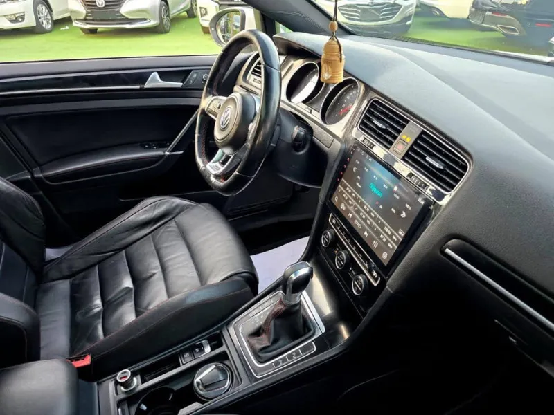 2016 Volkswagen Golf in Dubai