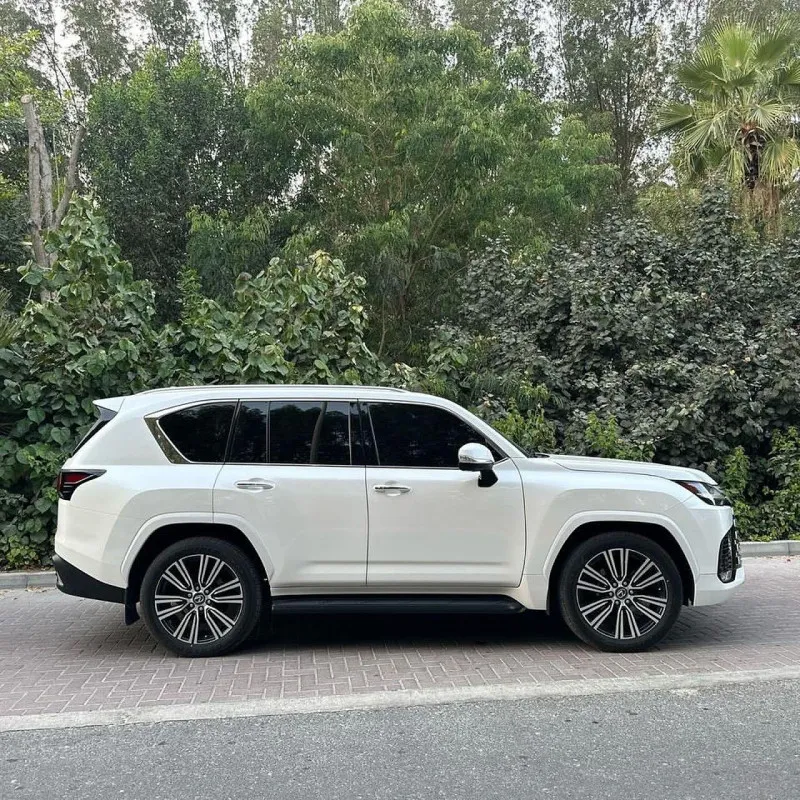 2023 Lexus LX600 in Dubai