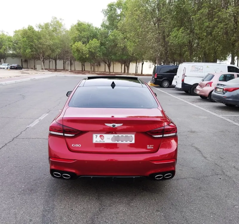 2019 جينيسس جي ٨٠ in Dubai
