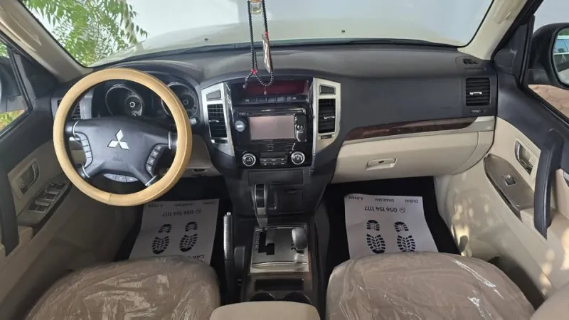 2017 ميتسوبيشي باجيرو in Dubai