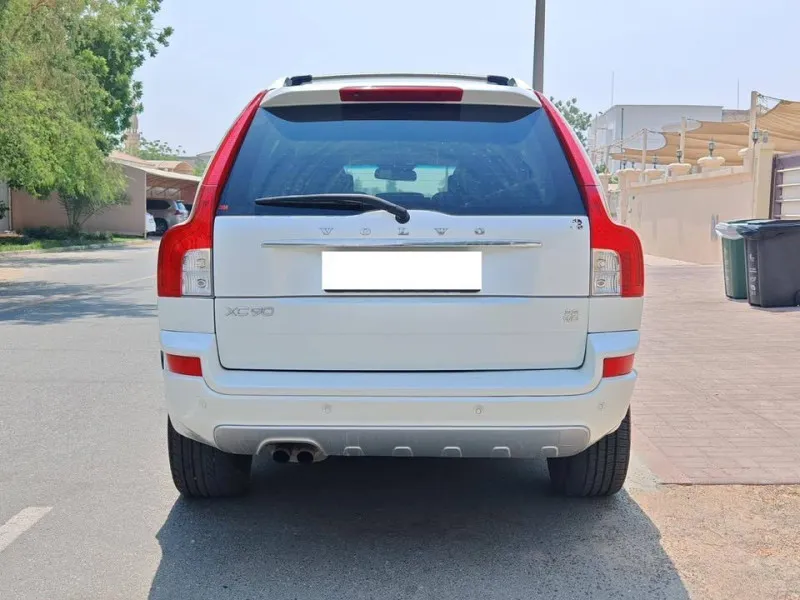 2014 Volvo XC90 in Dubai