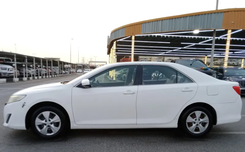 2014 Toyota Camry in Dubai