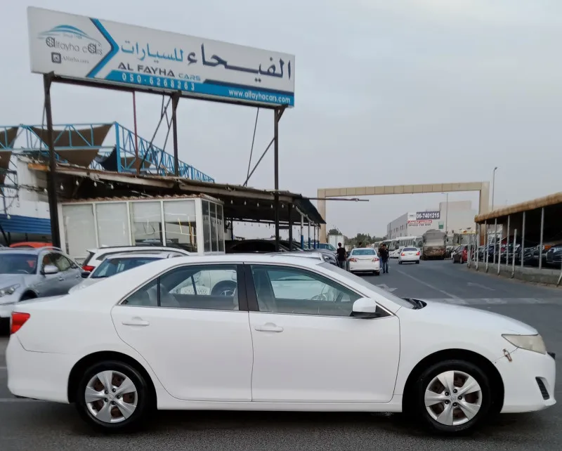 2014 Toyota Camry in Dubai