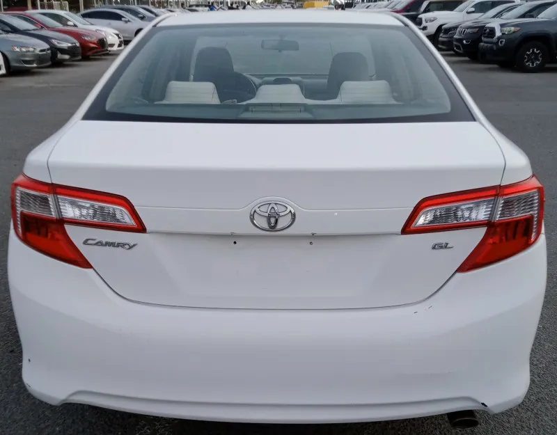 2014 Toyota Camry in Dubai