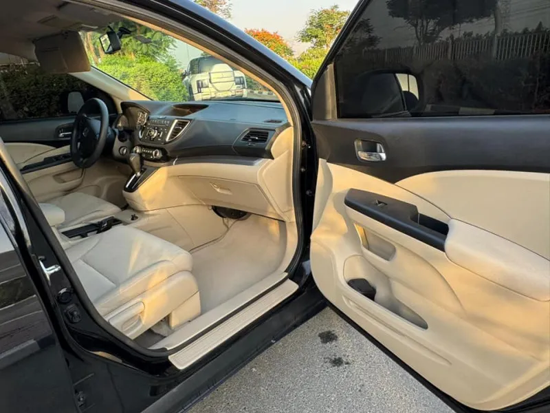 2015 Honda CR-V in Dubai