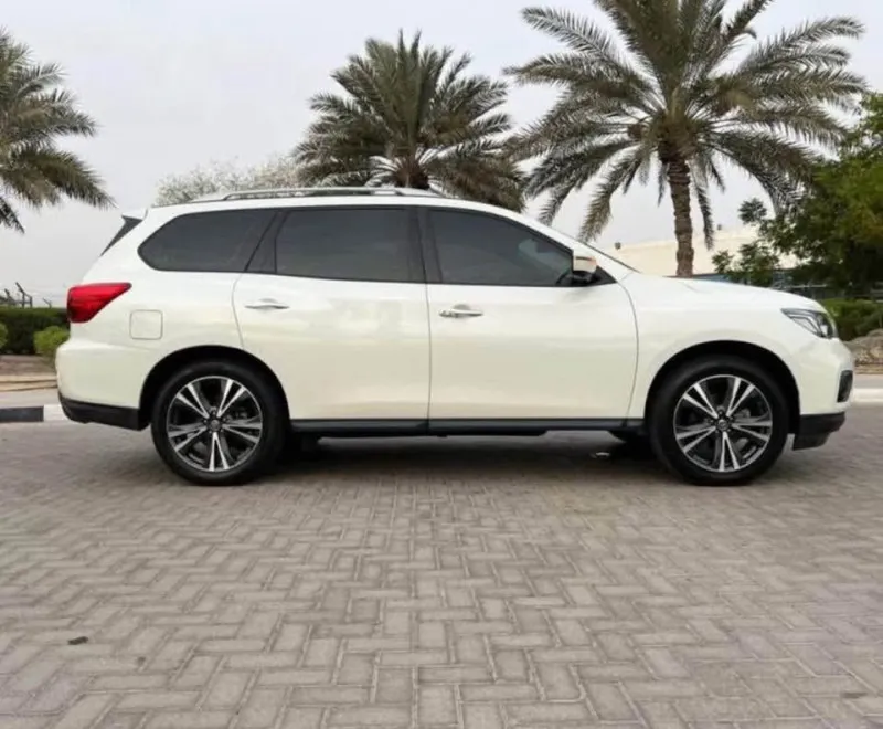 2018 Nissan Pathfinder in Dubai