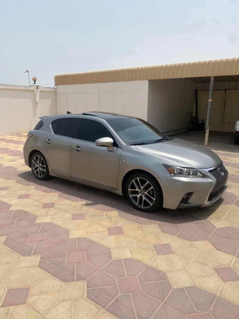 2017 Lexus CT200H in Dubai