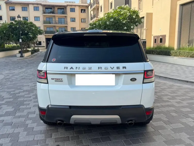 2015 Land Rover Range Rover Sport in Dubai