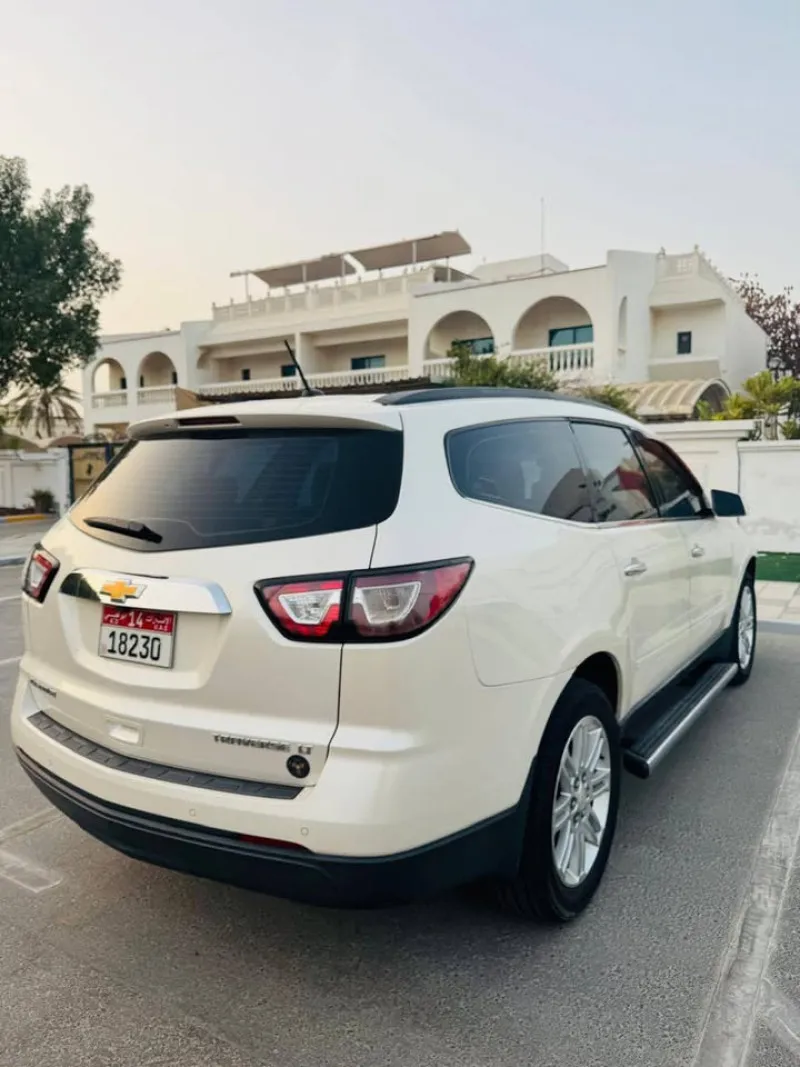 2015 شيفروليه ترافيرس in Dubai