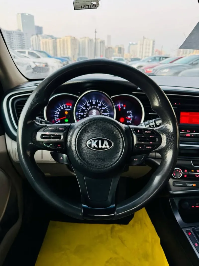 2015 كيا أوبتيما in Dubai