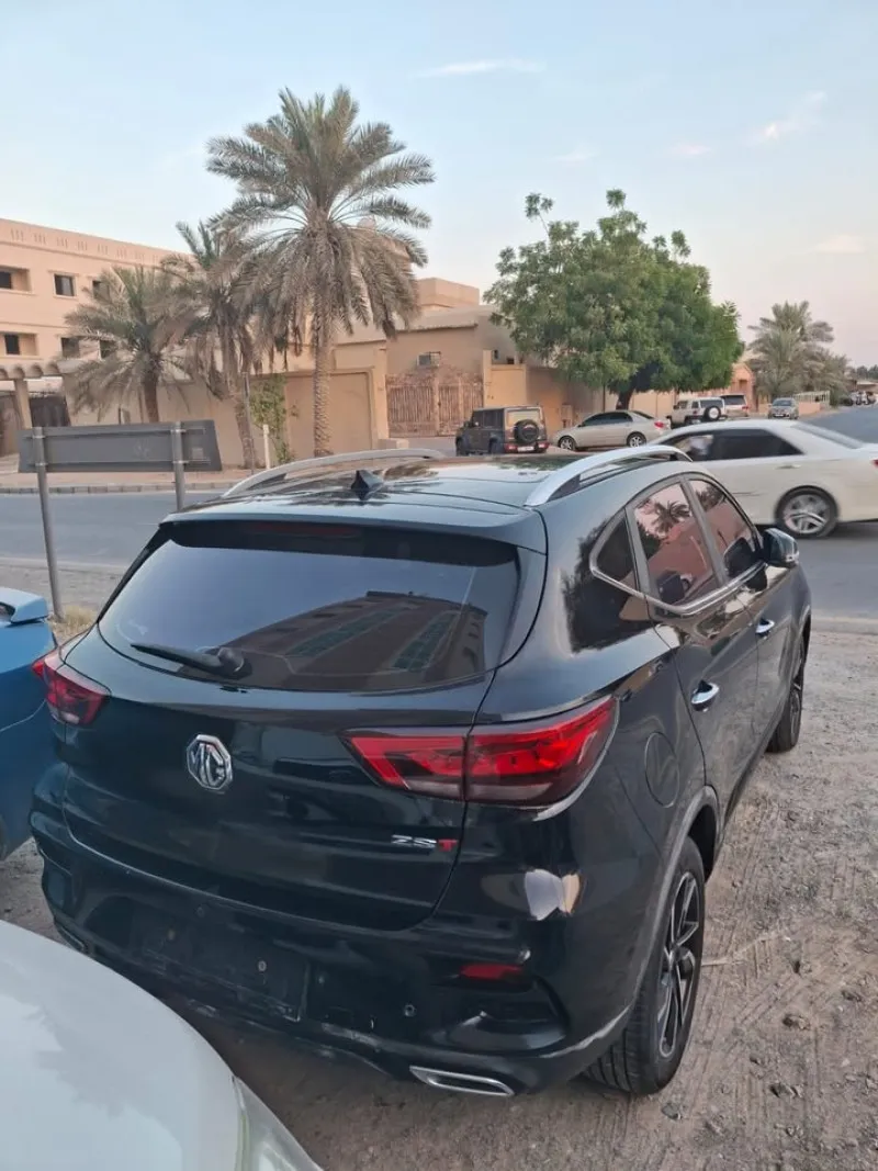 2022 ام جي زد لس in Dubai