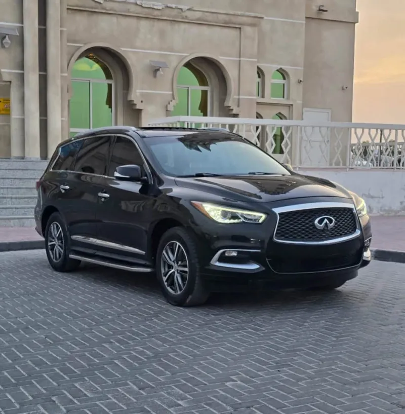 2016 Infiniti QX60 in Dubai