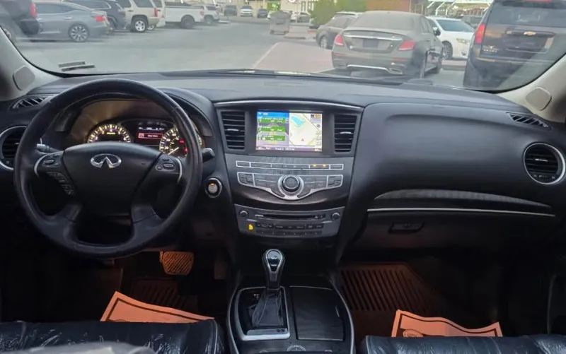 2016 Infiniti QX60 in Dubai