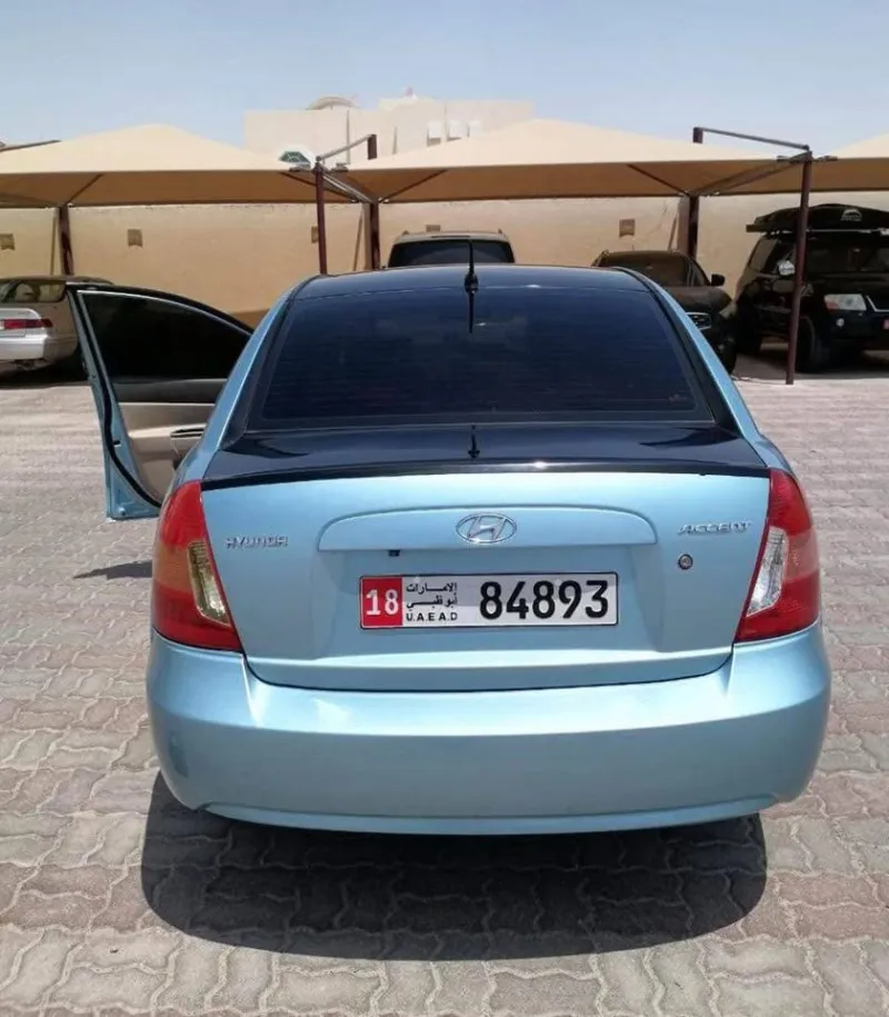 2010 هيونداي أكسنت in Dubai