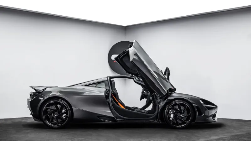 2018 McLaren 720S in Dubai