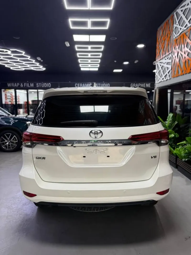 2020 Toyota Fortuner in Dubai
