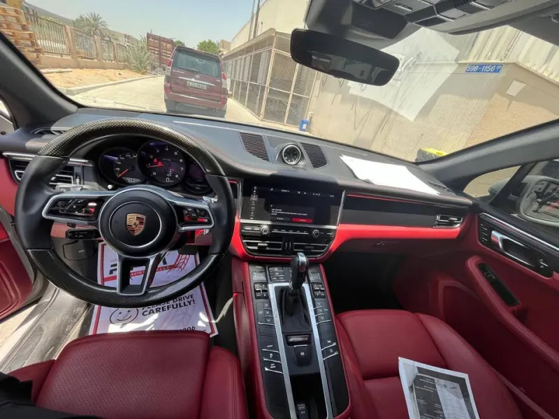2021 Porsche Macan in Dubai