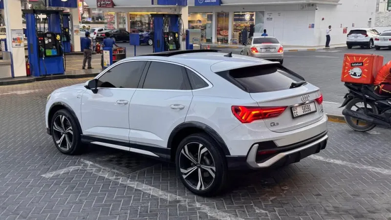2020 اودي كيو٣ in Dubai