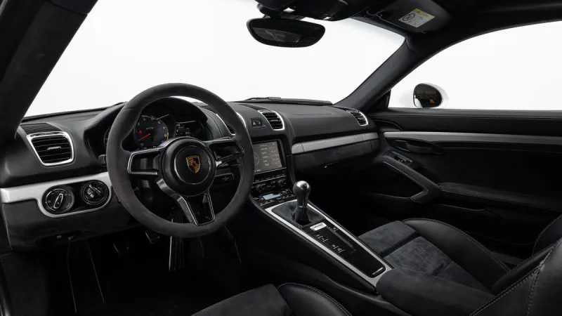 2016 Porsche Cayman in Dubai