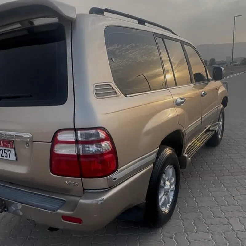 2005 تويوتا لاند كروزر in Dubai