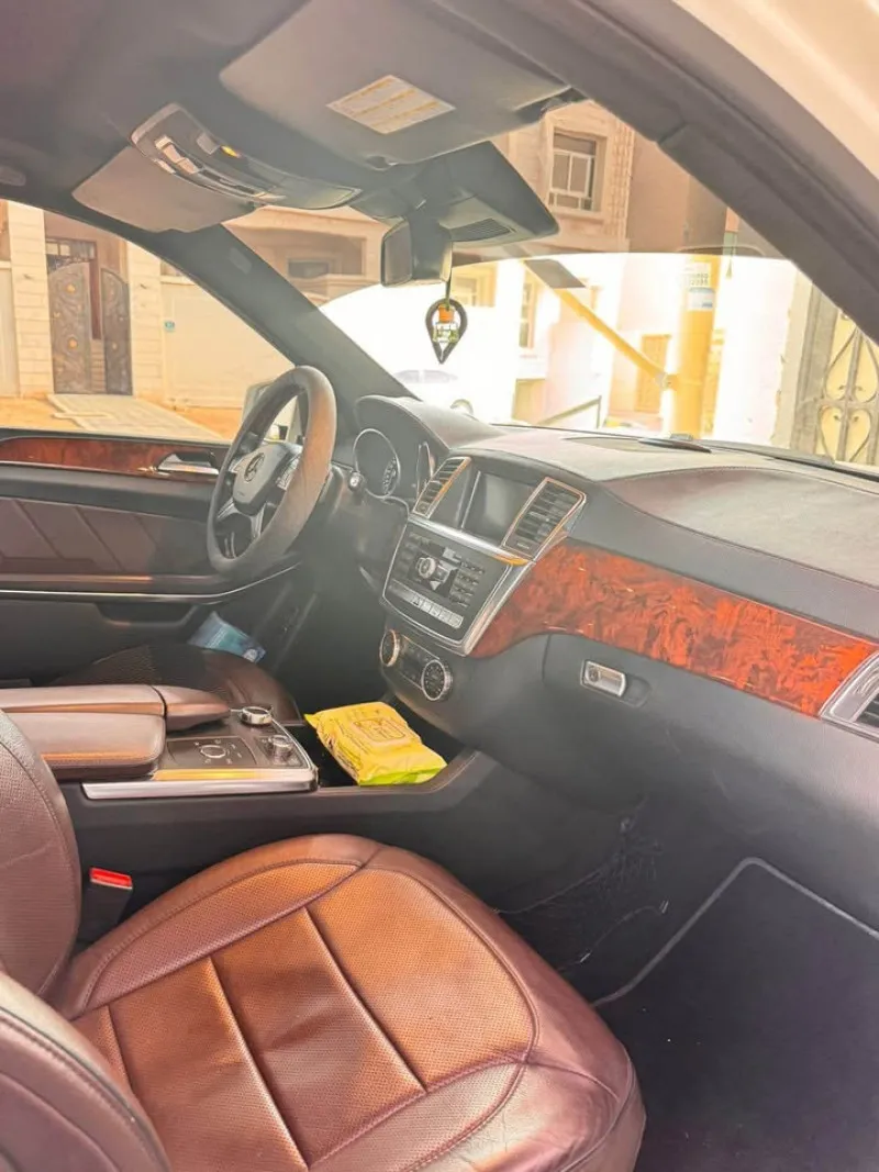 2013 Mercedes-Benz GL in Dubai