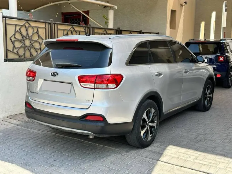 2016 Kia Sorento in Dubai