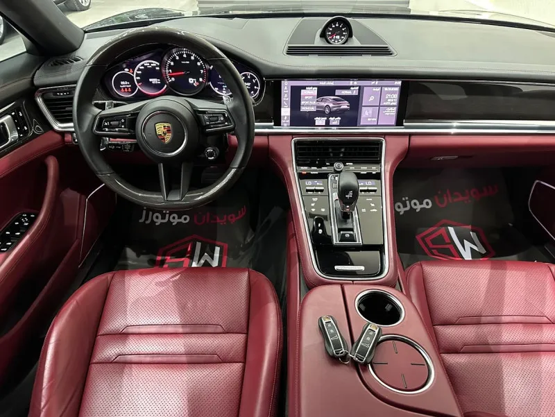 2021 Porsche Panamera in Dubai