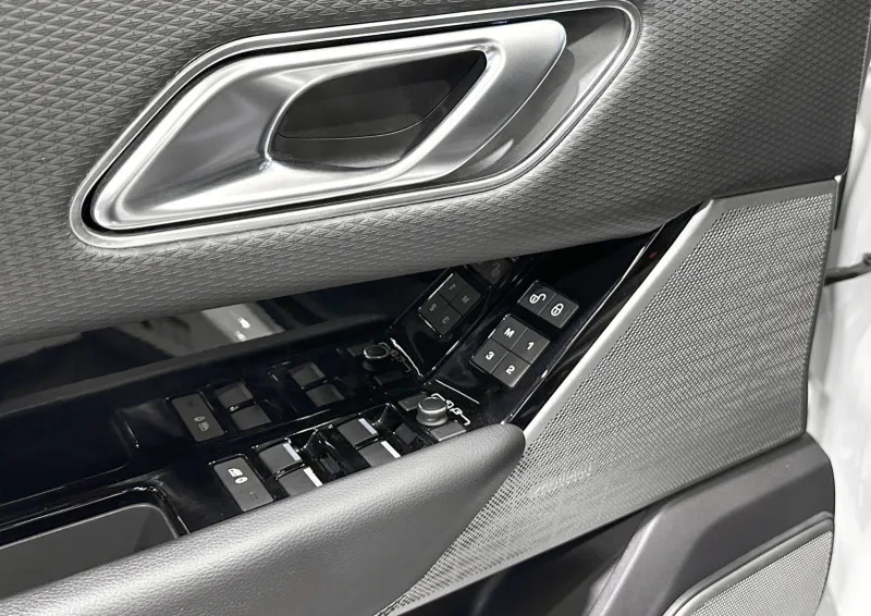2020 Land Rover Range Rover Velar in Dubai