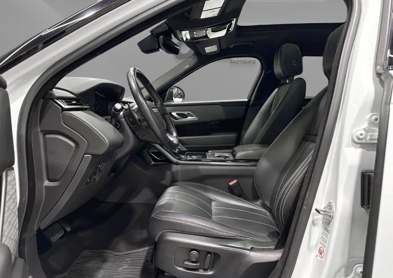 2020 Land Rover Range Rover Velar in Dubai
