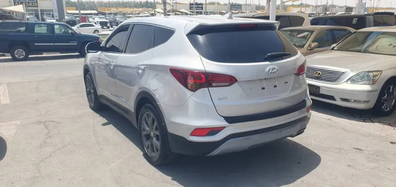 2018 Hyundai Santa Fe in Dubai