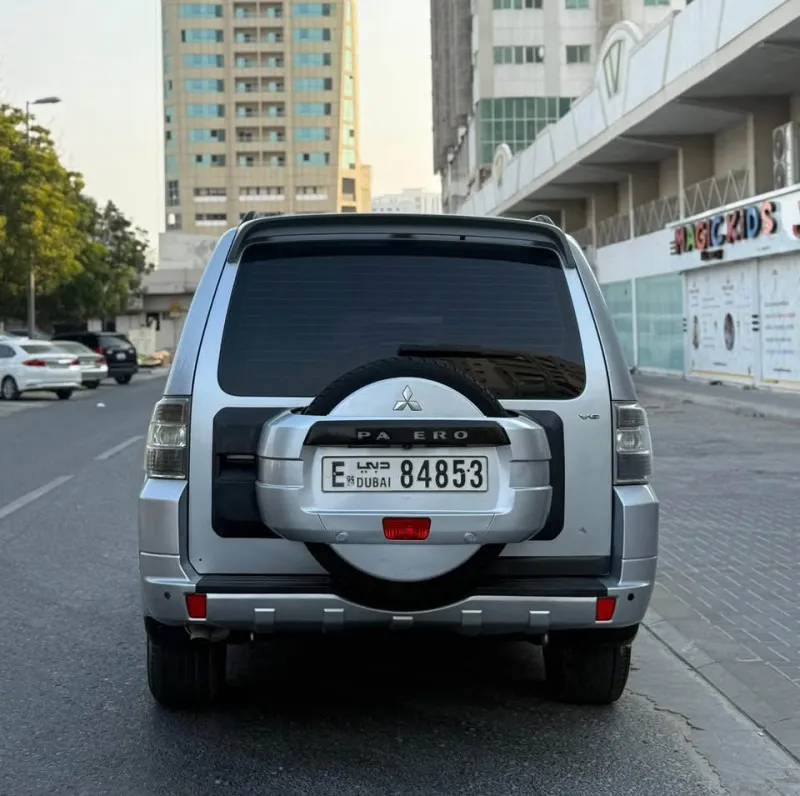 2013 Mitsubishi Pajero in Dubai