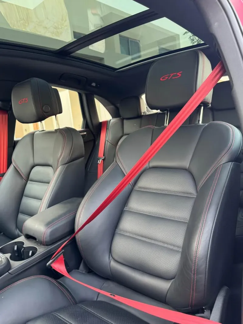 2024 Porsche Macan in Dubai
