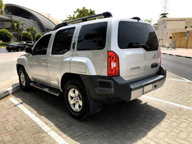 2012 نيسان إكستيرا in Dubai