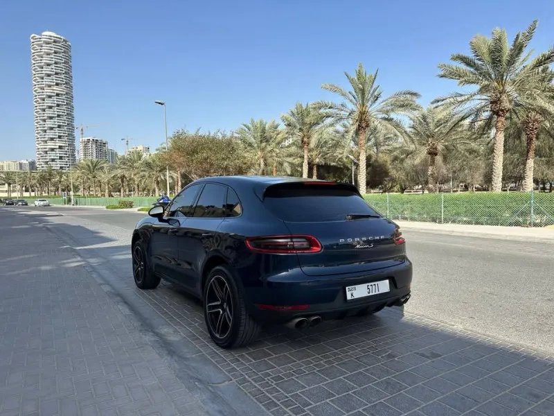 2015 Porsche Macan in Dubai