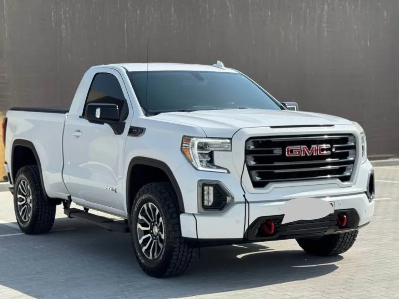 2022 GMC Yukon in Dubai