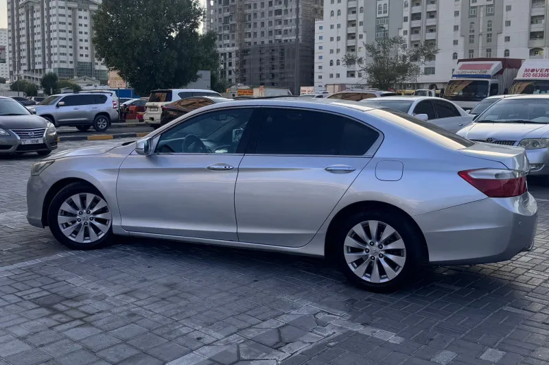 2013 Honda Accord in Dubai