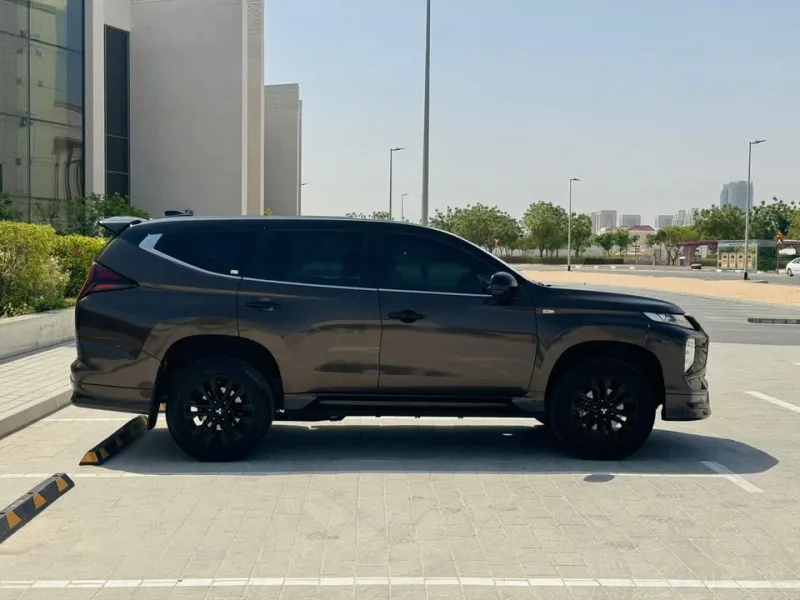 2020 Mitsubishi Montero in Dubai