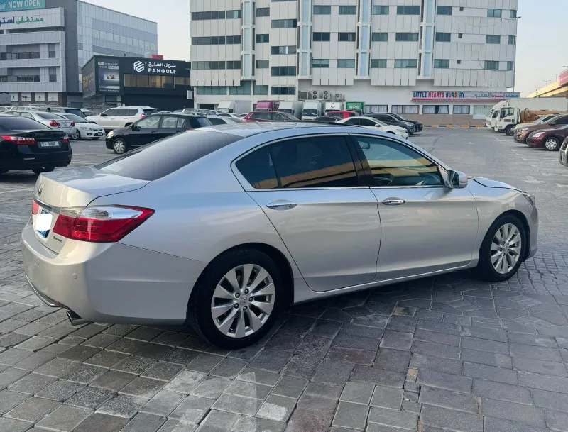 2013 Honda Accord in Dubai