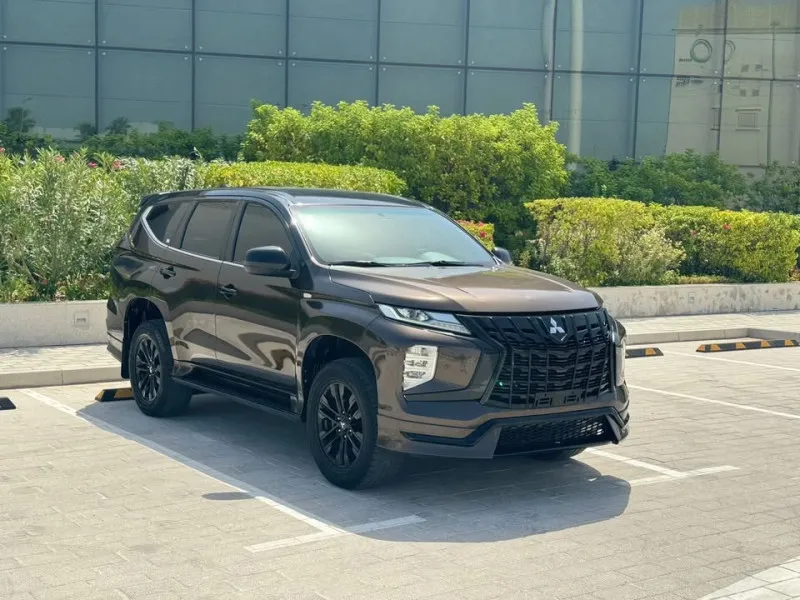 2020 Mitsubishi Montero in Dubai