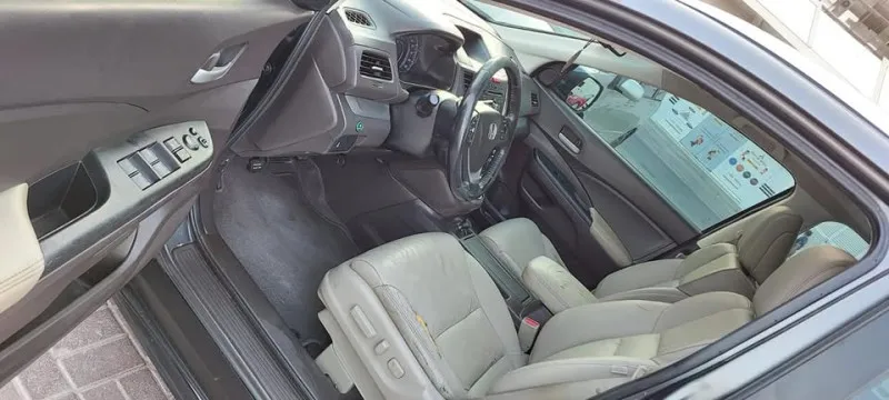 2012 هوندا سي آر - في in Dubai