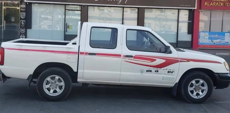 2015 Nissan Pickup in Dubai
