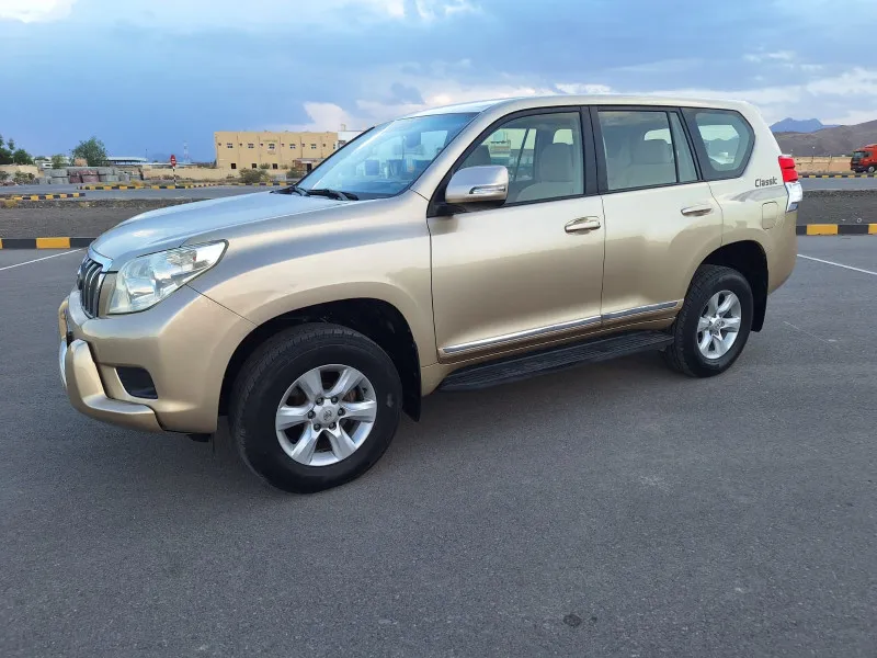 2012 تويوتا برادو in Dubai