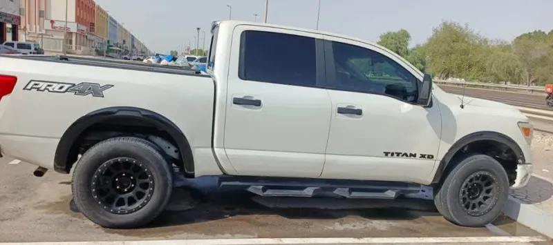 2018 نيسان تيتان in Dubai