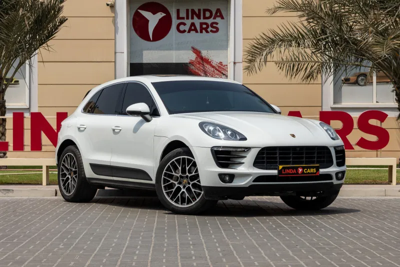 2015 Porsche Macan in Dubai