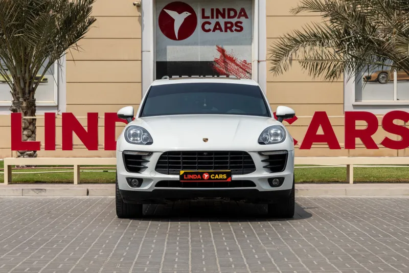 2015 Porsche Macan in Dubai
